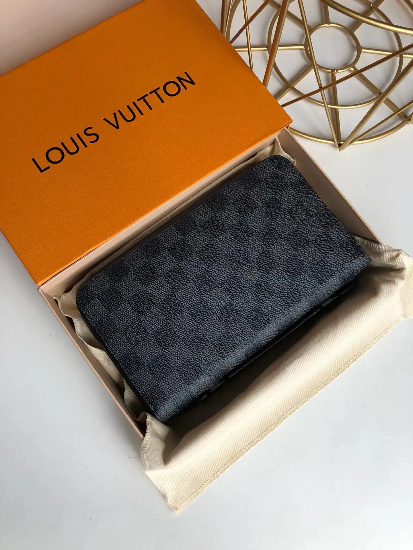 Hyper Peter Louis Vuitton ZIPPY XL WALLET 0126