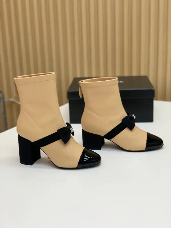 Hyper Peter CHANEL BOOTS 0129