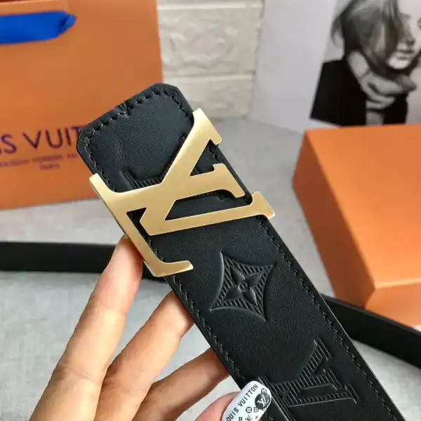 Hyper Peter LOUIS VUITTON BELT 0124