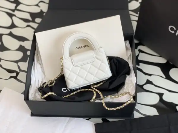 Hyper Peter CHANEL Kelly Nano Bag 0130