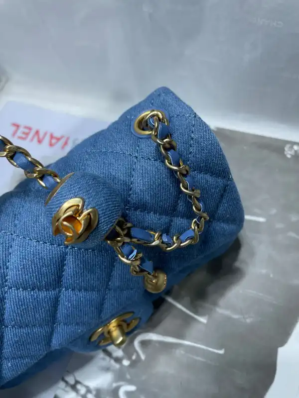 Hyper Peter CHANEL FLAP BAG 0130