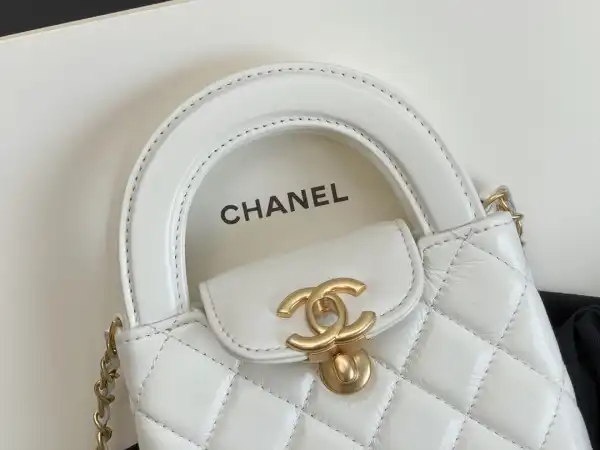 Hyper Peter CHANEL Kelly Nano Bag 0130