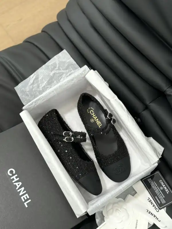 Hyper Peter CHANEL mary janes 0129