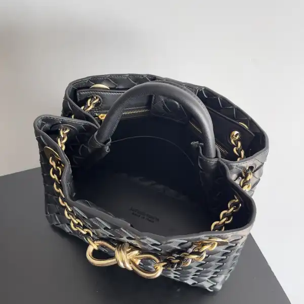 Hyper Peter Bottega Veneta Small Andiamo Chain-25*22*10.5cm 0122