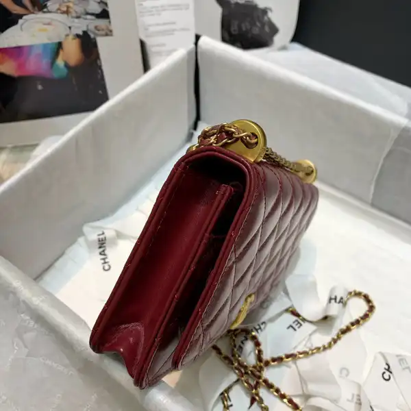 Hyperpeter CHANEL WALLET 0130