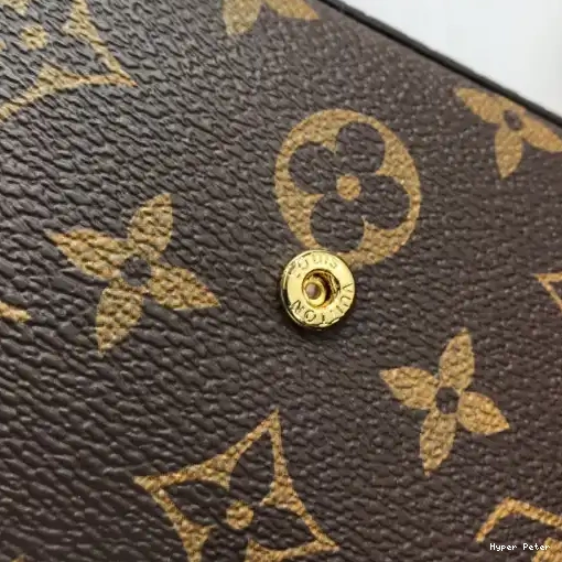 Hyperpeter FÉLICIE LOUIS POCHETTE VUITTON 0218