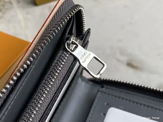 Hyper Peter WALLET VUITTON VERTICAL LOUIS ZIPPY 0215