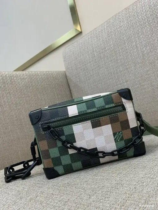 Hyperpeter SOFT LOUIS VUITTON MINI TRUNK 0220