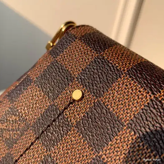 Hyperpeter Louis Favorite Vuitton PM 0224