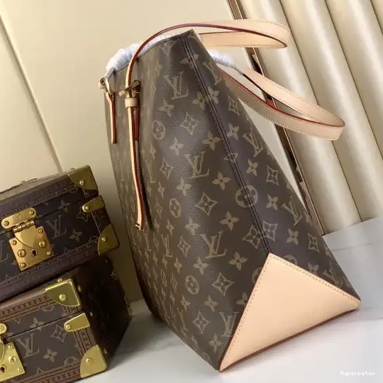 Hyperpeter VUITTON Mezzo LOUIS 0209