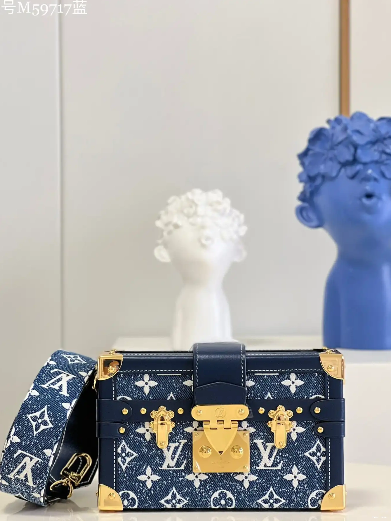 Hyper Peter VUITTON LOUIS PETITE MALLE 0223