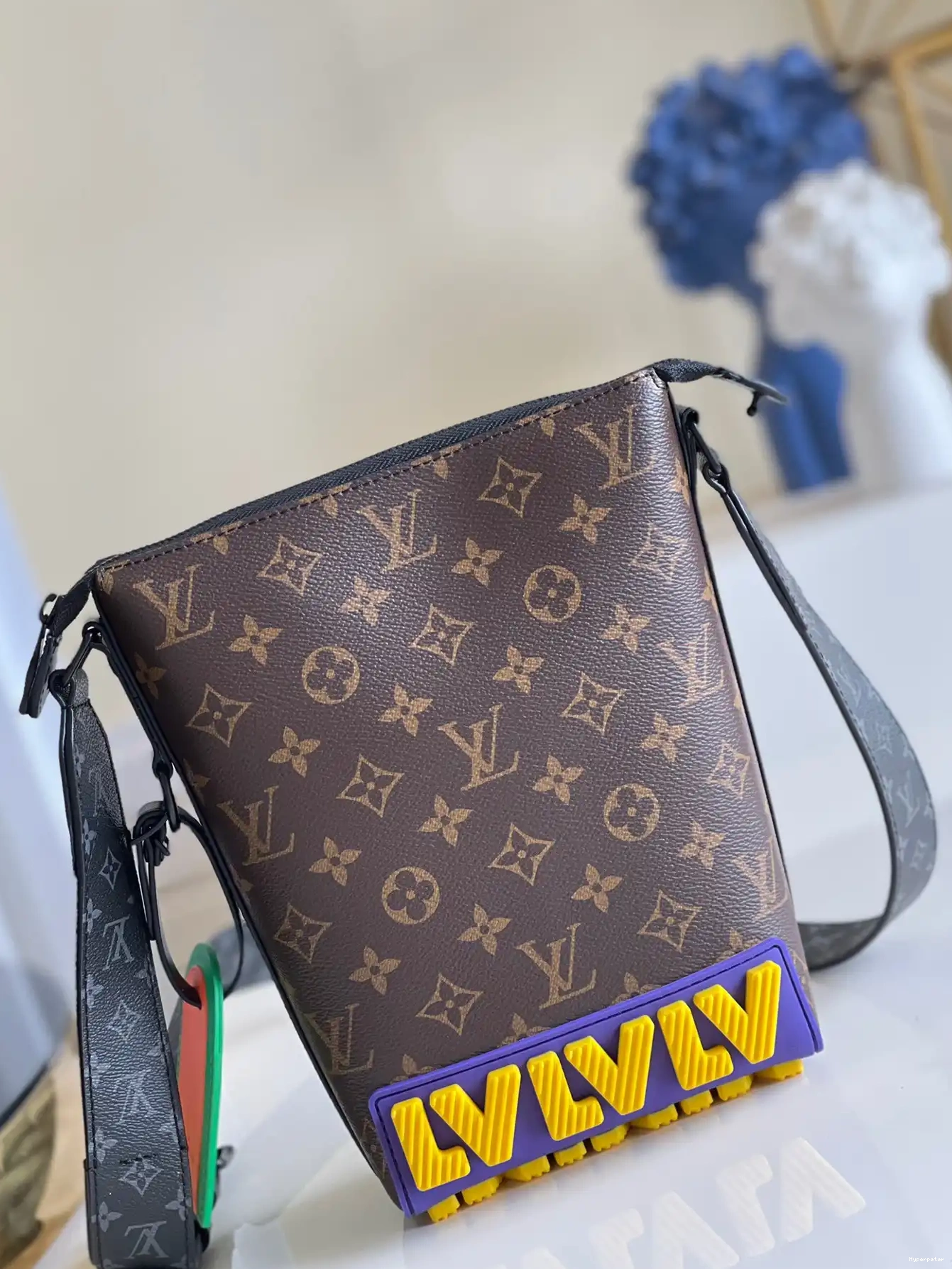 Hyperpeter MESSENGER LOUIS CRUISER VUITTON 0221