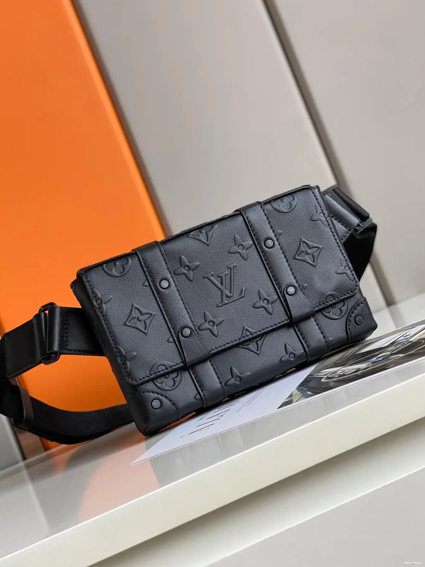 Hyper Peter SLINGBAG TRUNK VUITTON LOUIS 0208