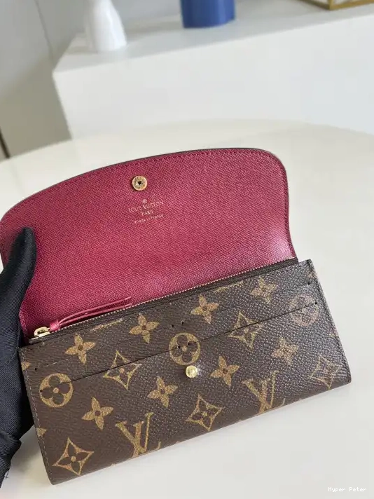 Hyperpeter EMILIE LOUIS wallet VUITTON 0216