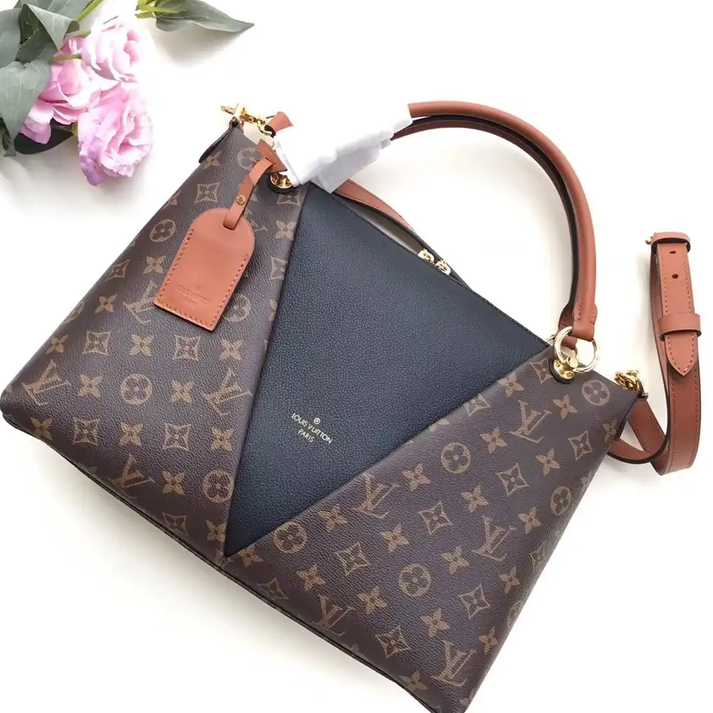 Hyper Peter Louis MM TOTE V Vuitton 0221