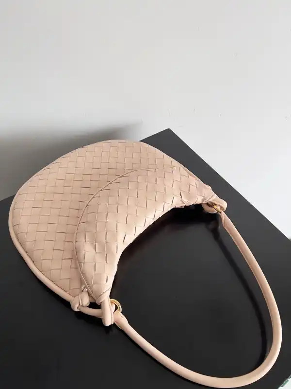 Hyper Peter BOTTEGA VENETA medium Gemelli-36*10*25cm 0205