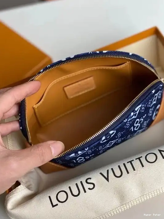 Hyper Peter 1854 PM LOUIS SINCE COSMETIC VUITTON POUCH 0222