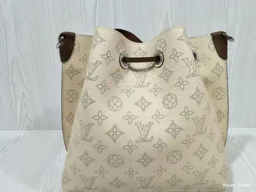 Hyper Peter MURIA VUITTON LOUIS 0217