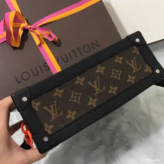 Hyper Peter LOUIS BOX VUITTON 0219