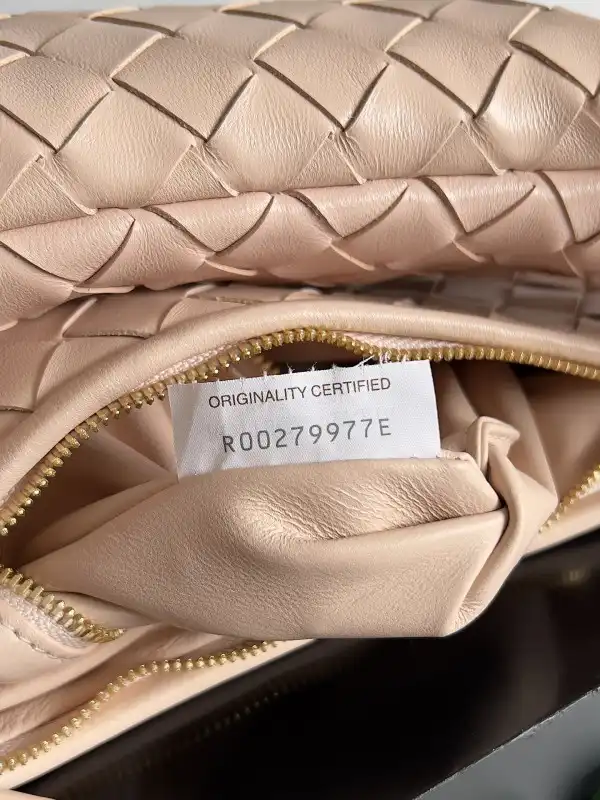 Hyper Peter BOTTEGA VENETA medium Gemelli-36*10*25cm 0205