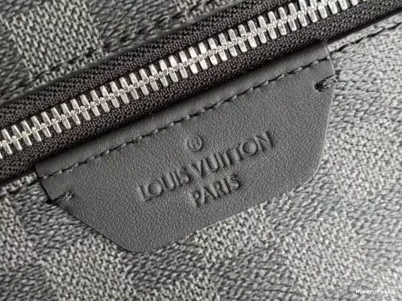 Hyperpeter VUITTON PM Backpack Discovery LOUIS 0207