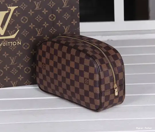 Hyperpeter TOILETRY LOUIS VUITTON BAG 0220