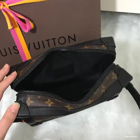 Hyper Peter LOUIS BOX VUITTON 0219