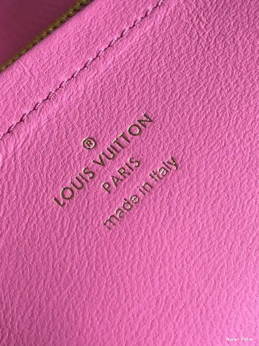 Hyper Peter LOUIS VUITTON COUSSIN POCHETTE 0215