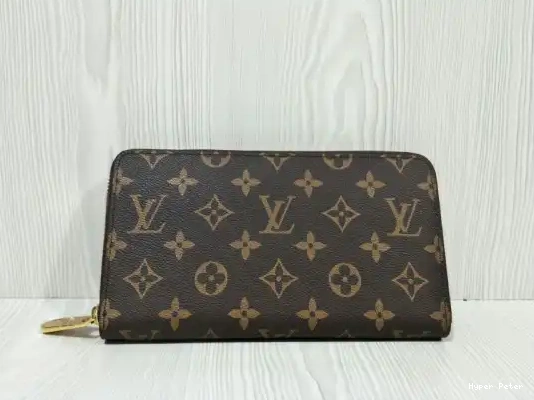 Hyperpeter LOUIS VUITTON ZIPPY ORGANIZER 0218