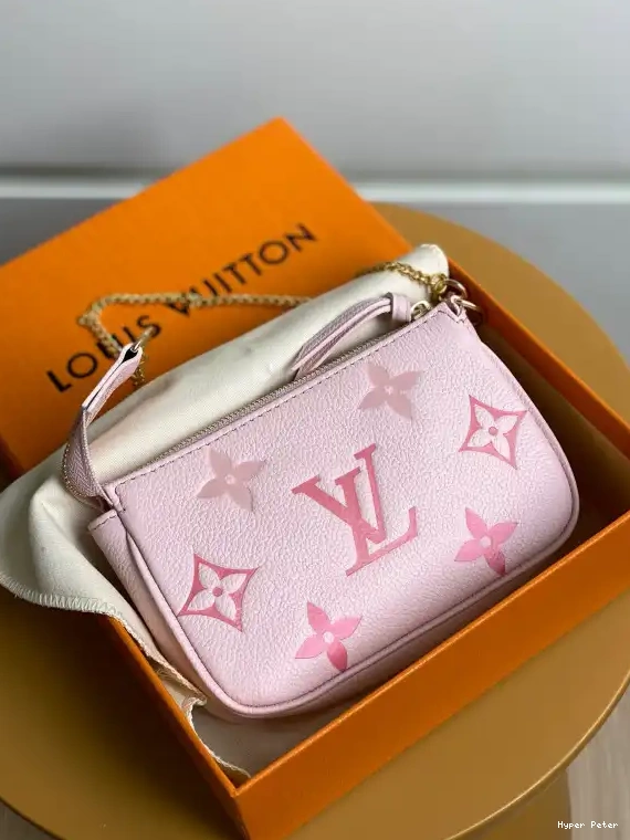 Hyperpeter LOUIS VUITTON ACCESSOIRES MINI POCHETTE 0208