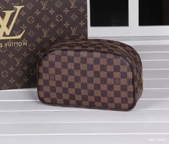 Hyperpeter TOILETRY LOUIS VUITTON BAG 0220