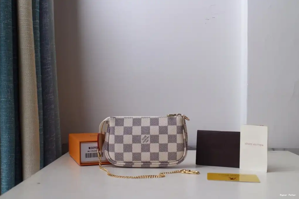 Hyper Peter LOUIS MINI VUITTON ACCESSOIRES POCHETTE 0224