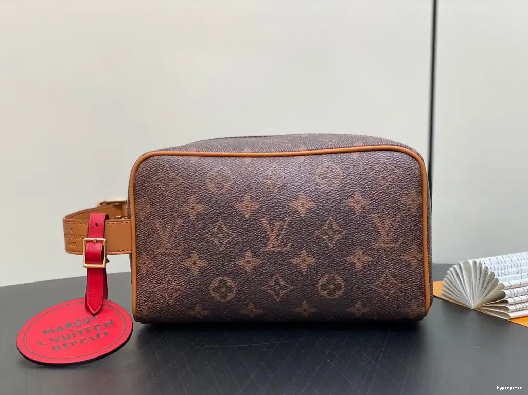 DOPP LOCKER bag-23*13*12CM LOUIS VUITTON KIT 0207