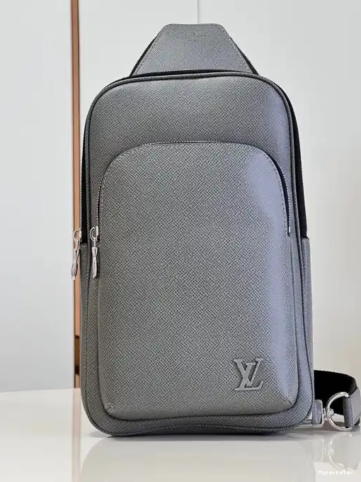 Hyper Peter VUITTON NM-31*20*7CM LOUIS Avenue Slingbag 0221