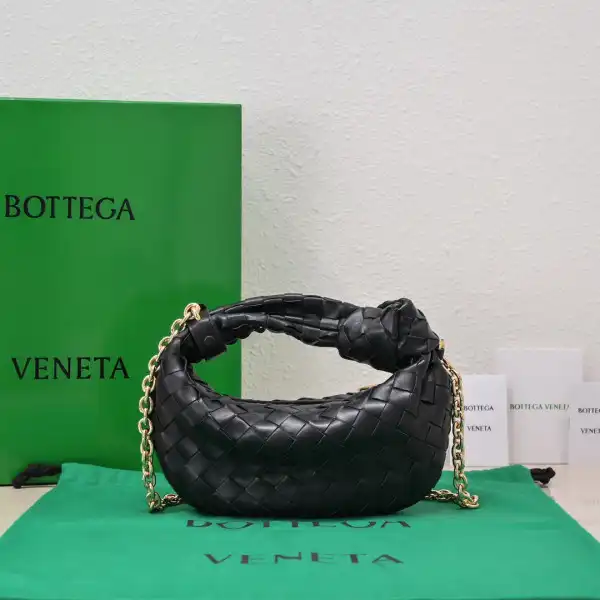 Hyper Peter BOTTEGA VENETA MINI JODIE 0205