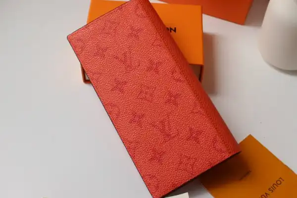 Hyper Peter LOUIS VUITTON BRAZZA WALLET 0206