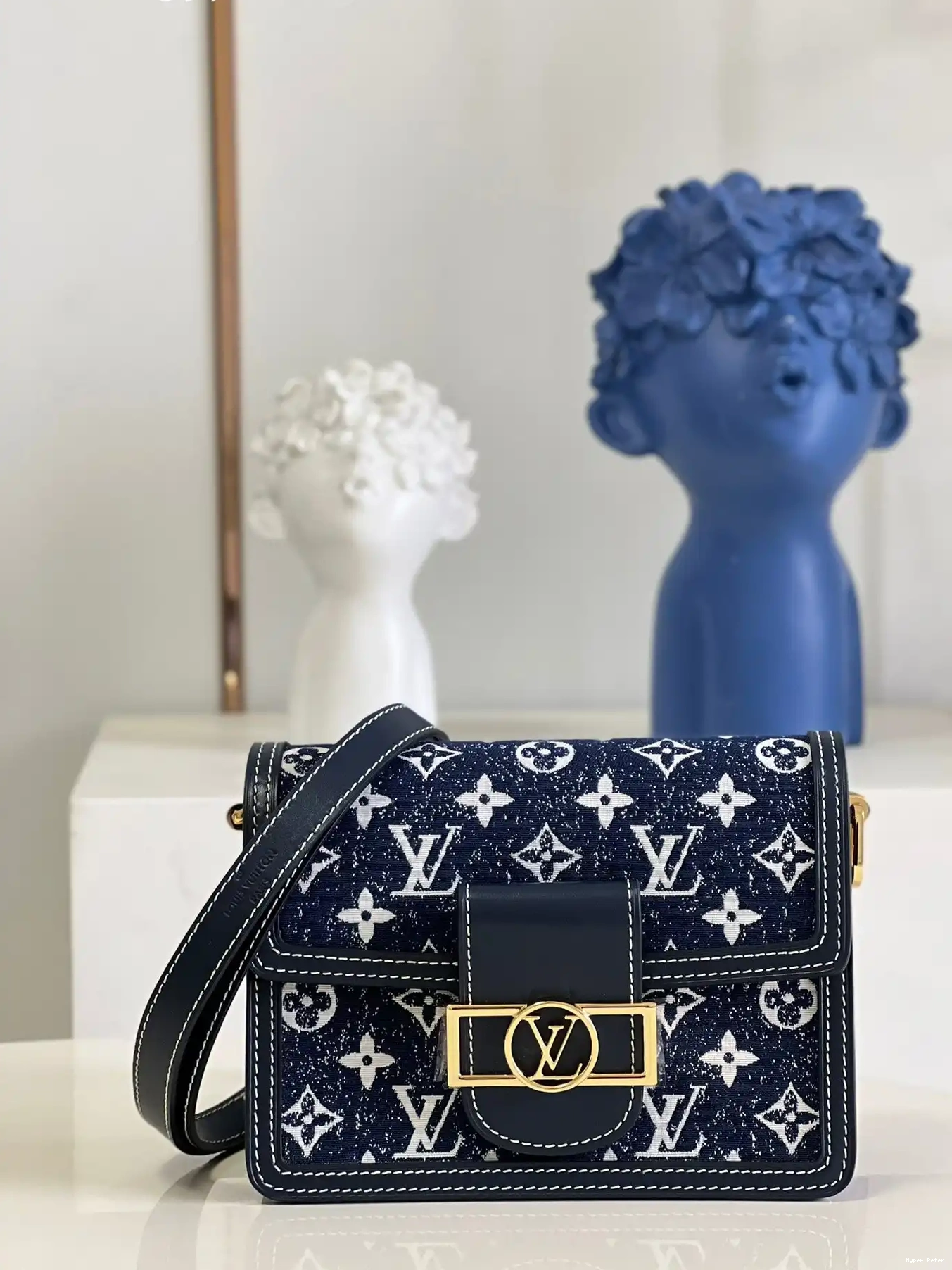 Hyperpeter VUITTON MINI LOUIS DAUPHINE 0214