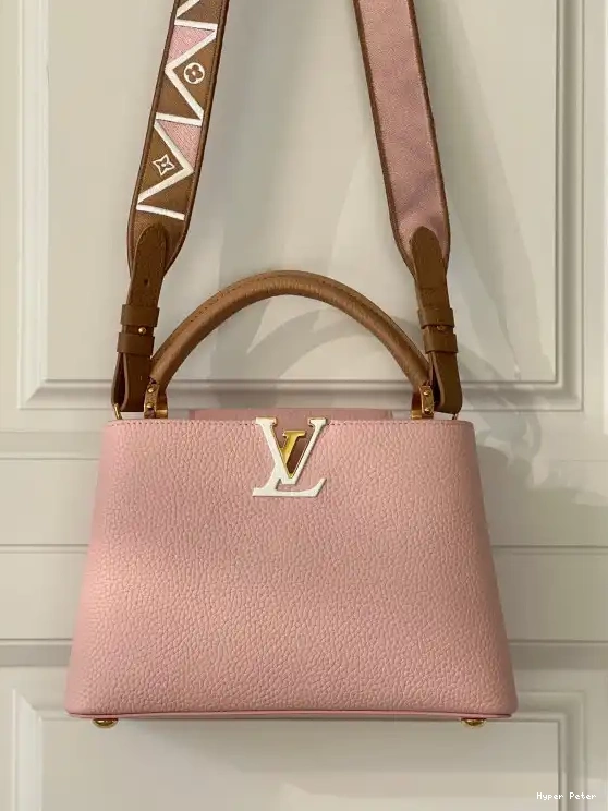 Hyperpeter VUITTON BB CAPUCINES LOUIS 0224