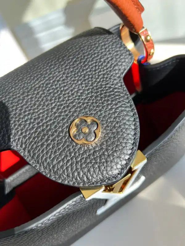 Hyper Peter LOUIS VUITTON CAPUCINES BB 0206